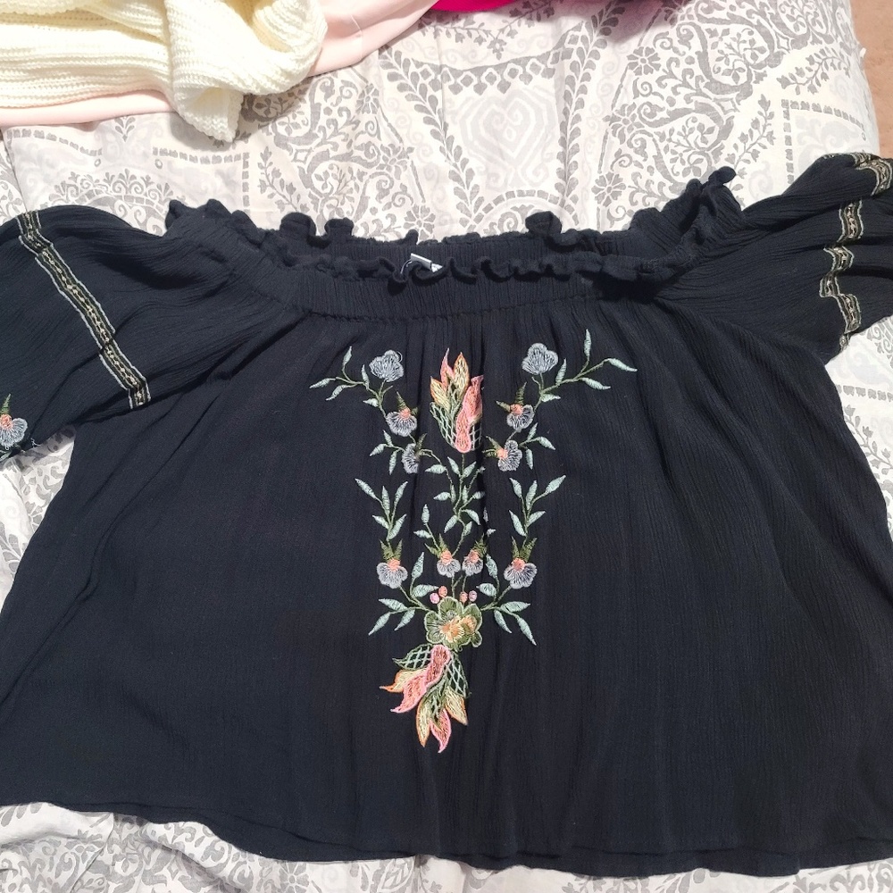American Eagle Off the Shoulder top